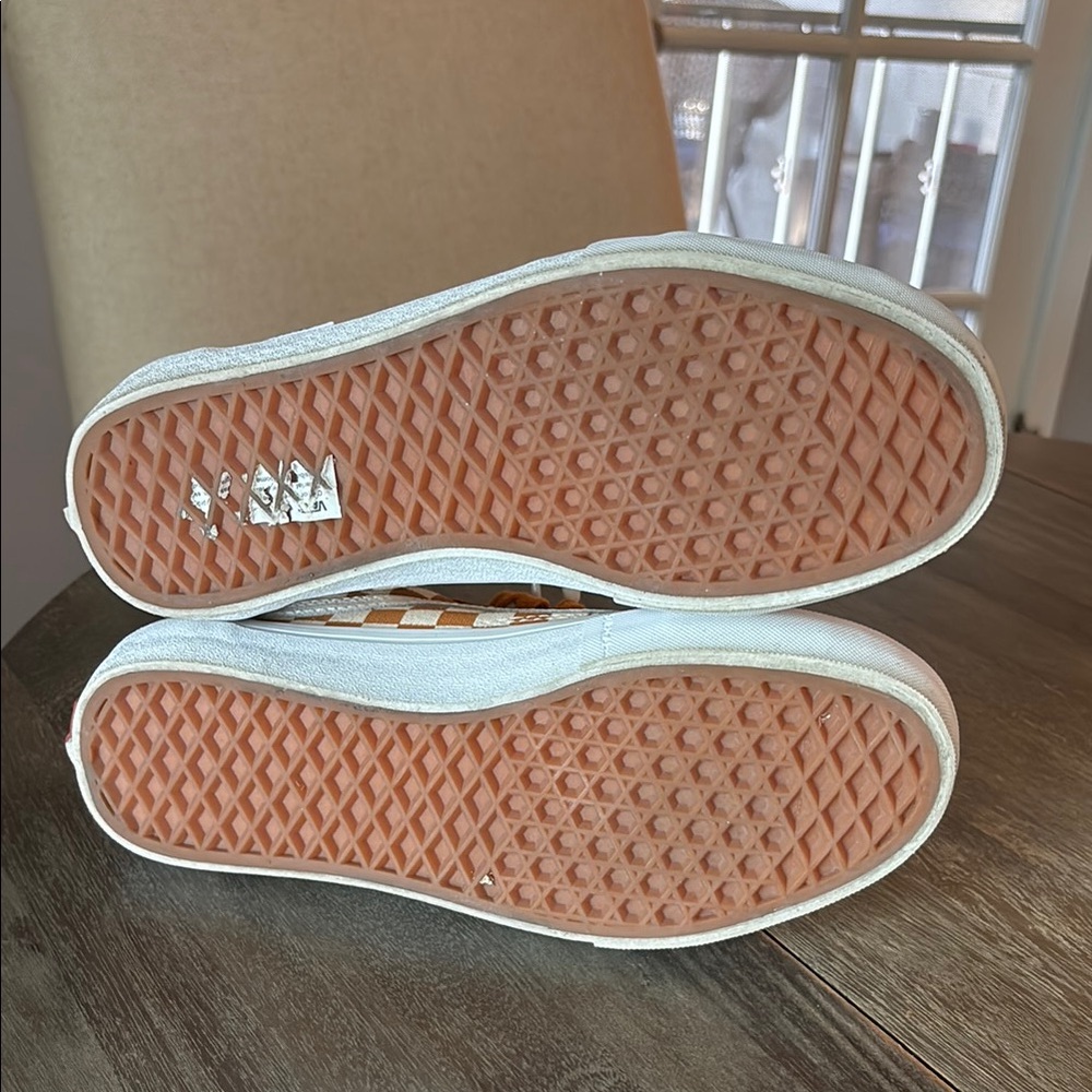 Men’s Vans Checkerboard Old Skool Pro Shoes Golden Oak - Picture 6 of 7